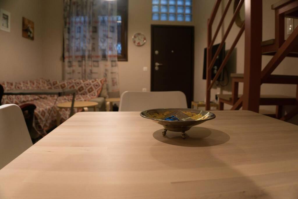 Modern Cozy Appartment In Tesalonika Bagian luar foto